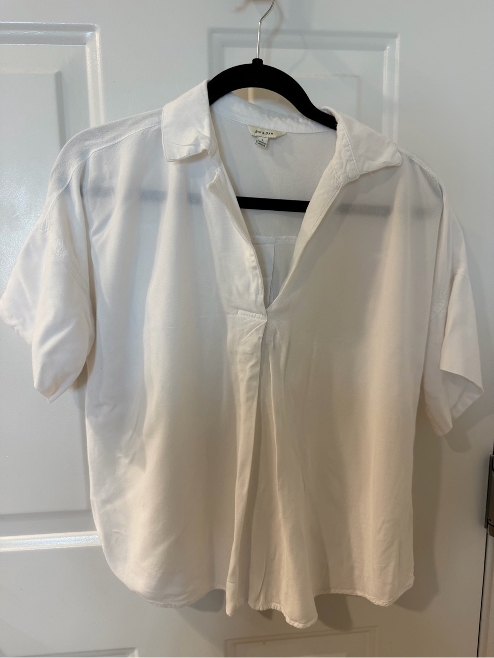 White Women's Short-Sleeve Collared Blouse